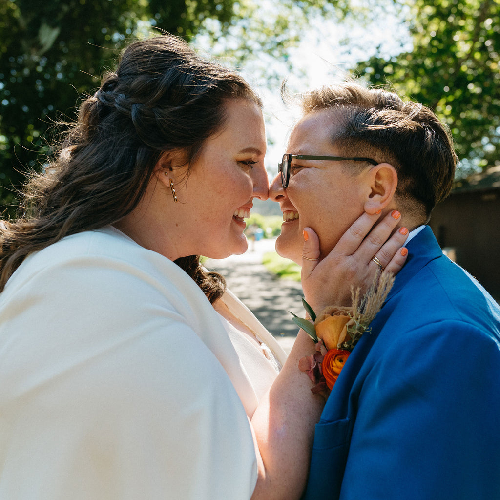 Hand-in-Hand: A Wedding Conversation with Aide-mémoire Clients Shiloh & Katie