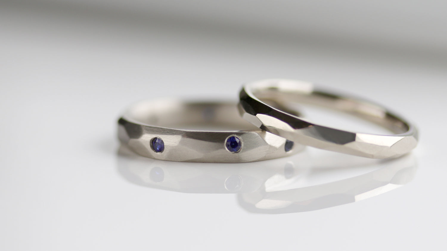 Narrow Textured Bands