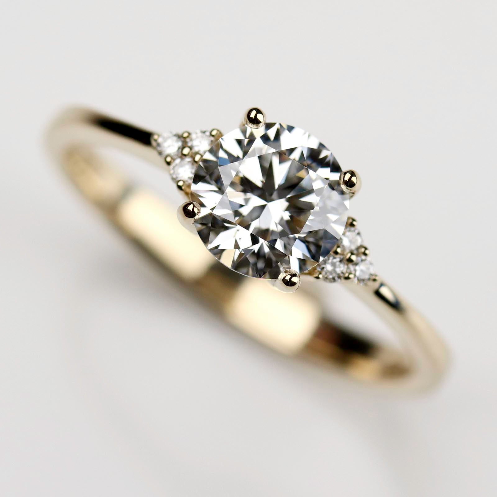 1.30ct Round Brilliant Seven Stone Cluster Engagement Ring