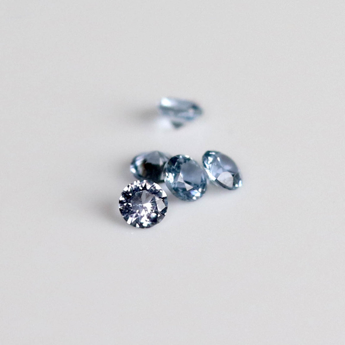 1mm Round Yogo Montana Sapphires - N10710