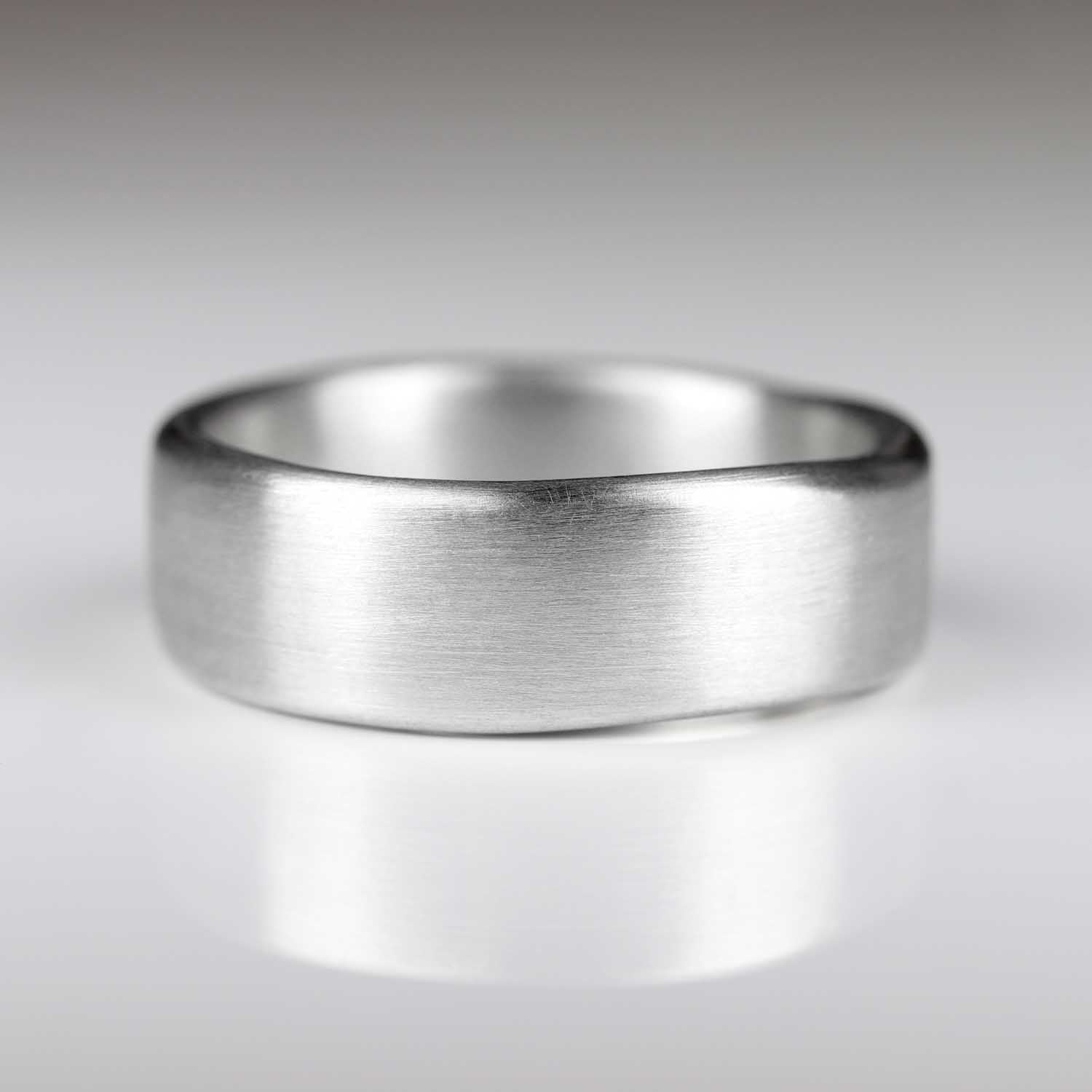 8mm Flat Sculpted Band