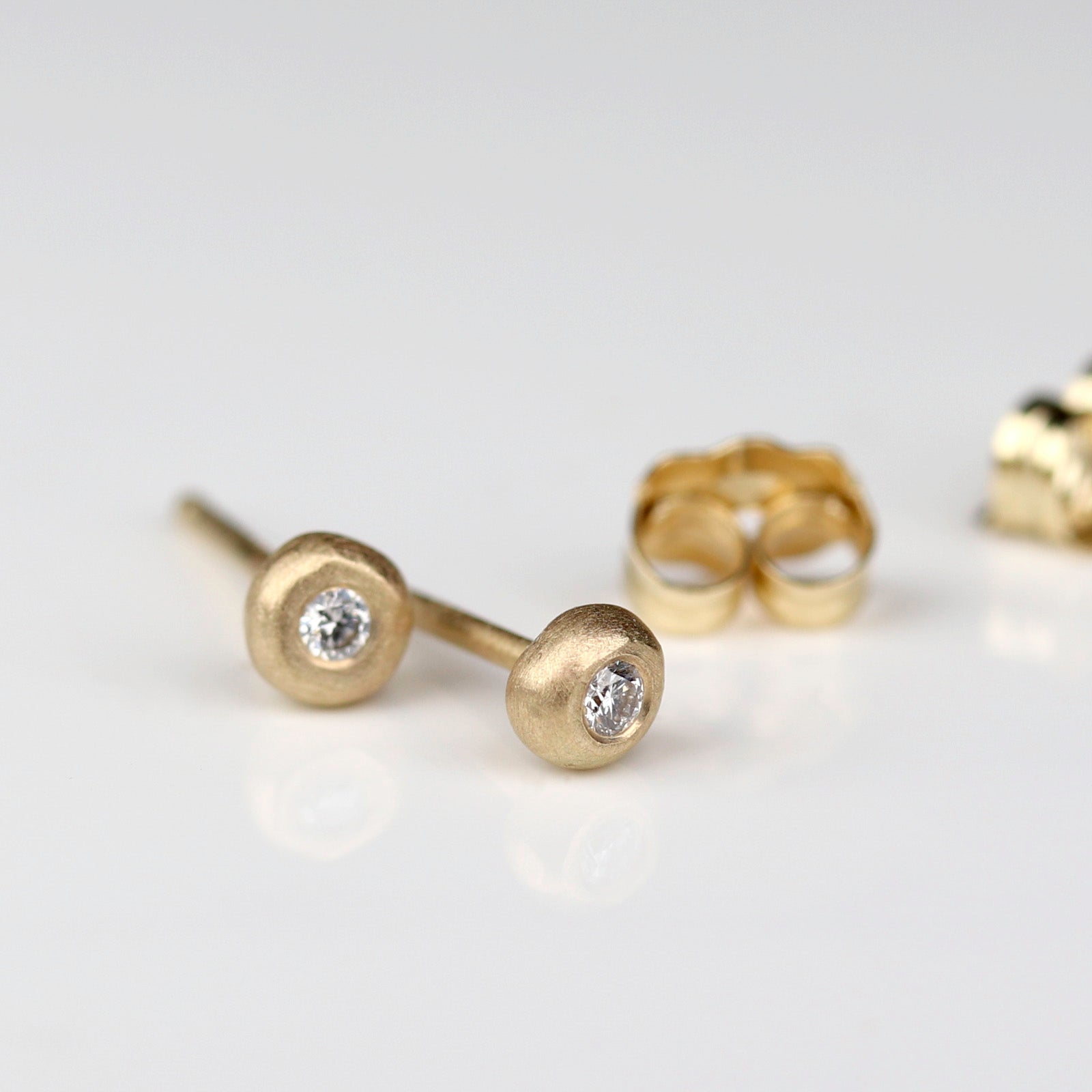• Tiny Pebble Stud Earrings