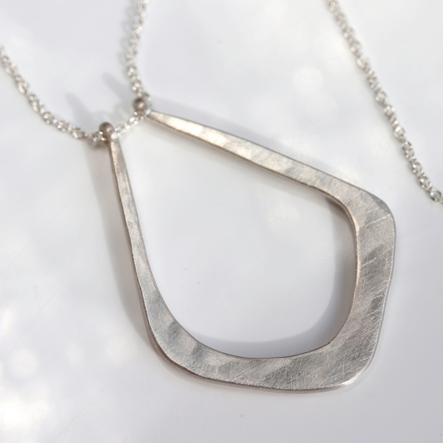 . Matte Silver Hammer Texture Magic Ring Holder Necklace