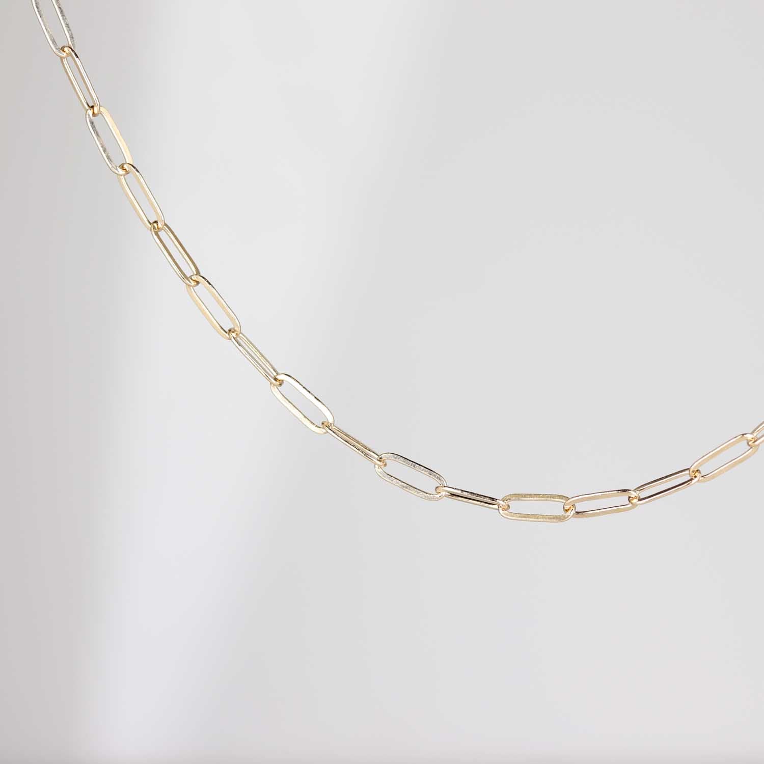 2.1mm Paperclip Chain