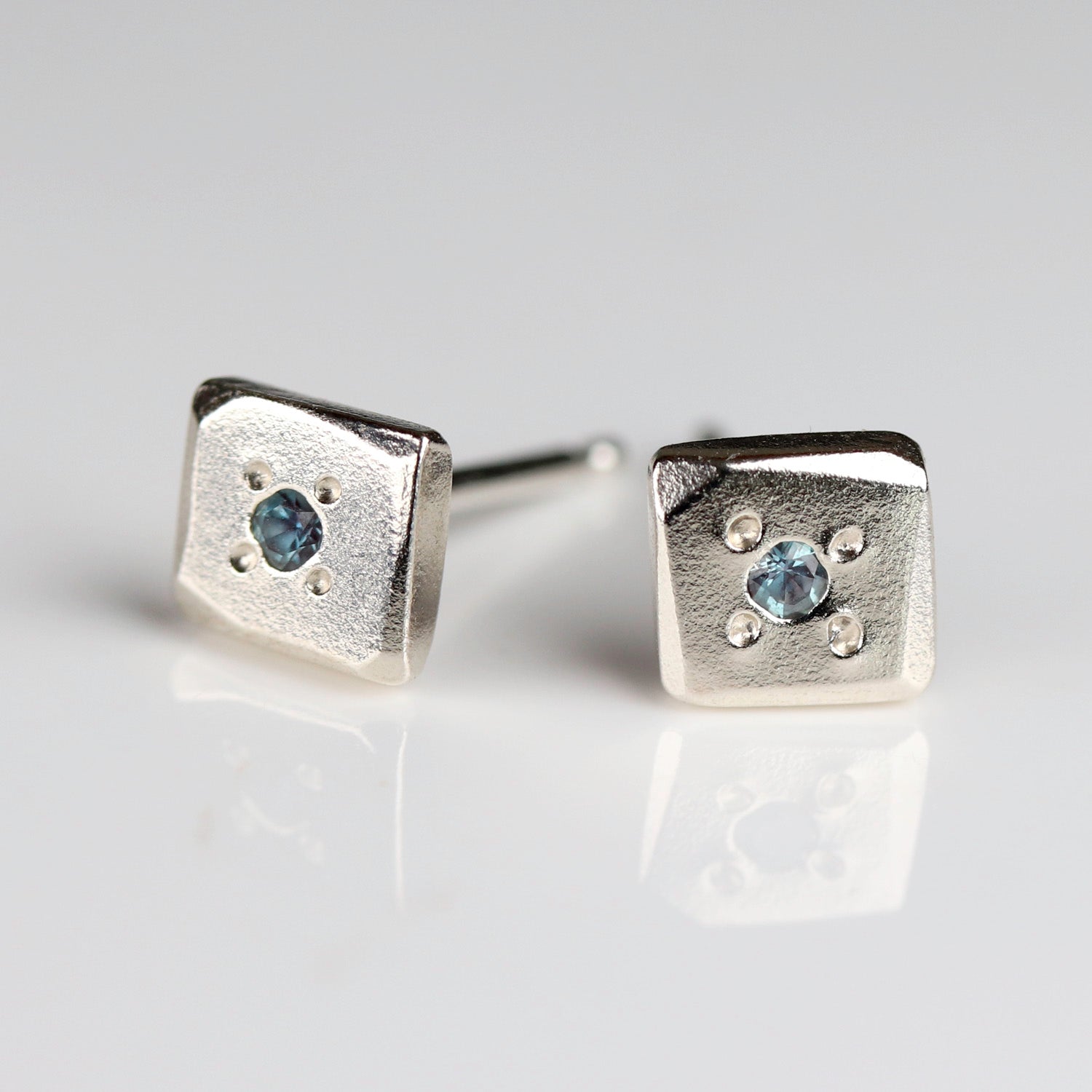 • Pin-Set Alexandrite Square Stud Earrings