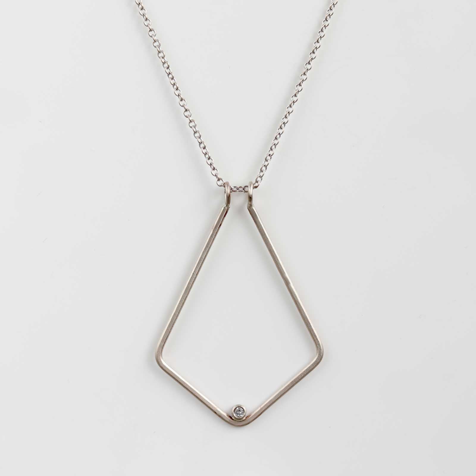 . White Gold Diamond Deco Magic Ring Holder Necklace®