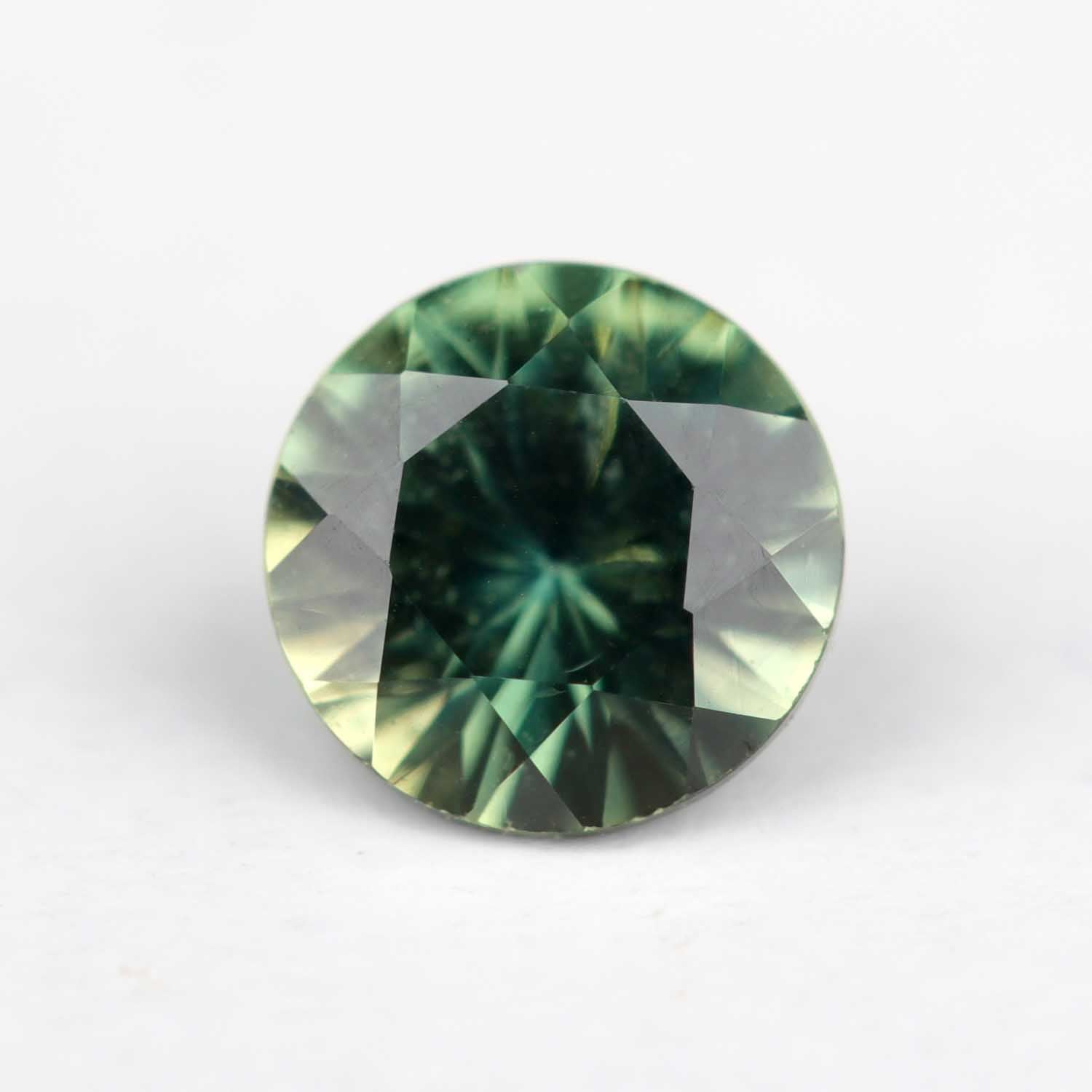 4mm Round Australian Sapphire - 100740