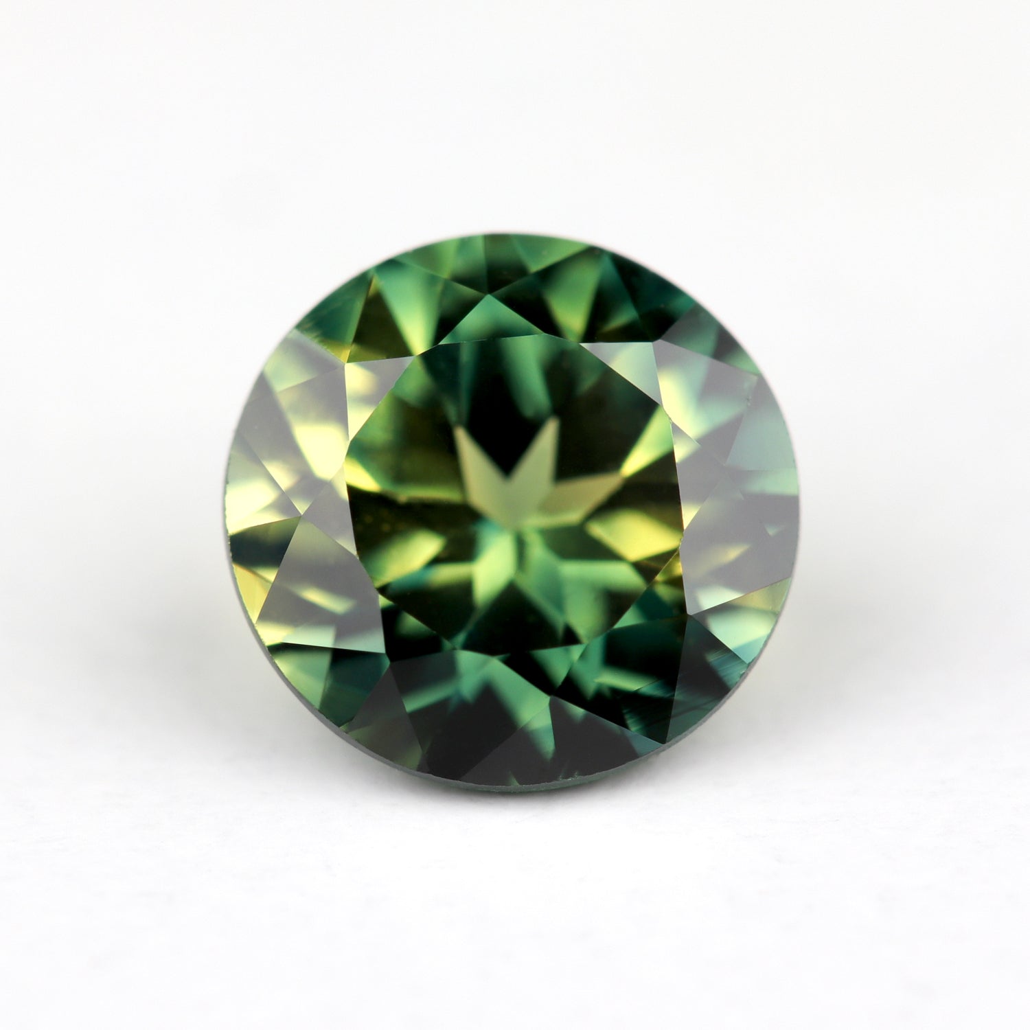 6mm Round Brilliant Cut Green Bi-color Australian Sapphire - 115260-C