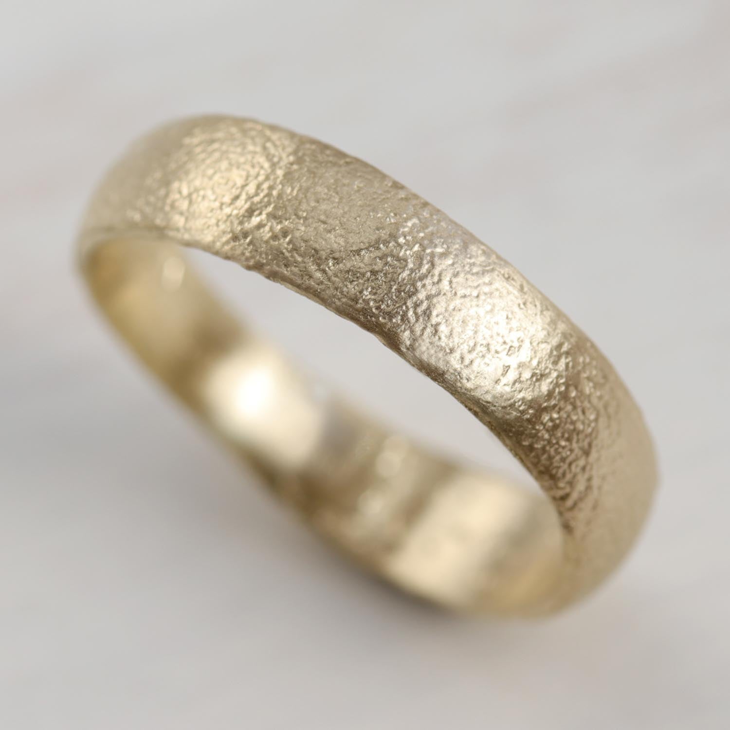 6mm Wide Ancient Textured Band •
