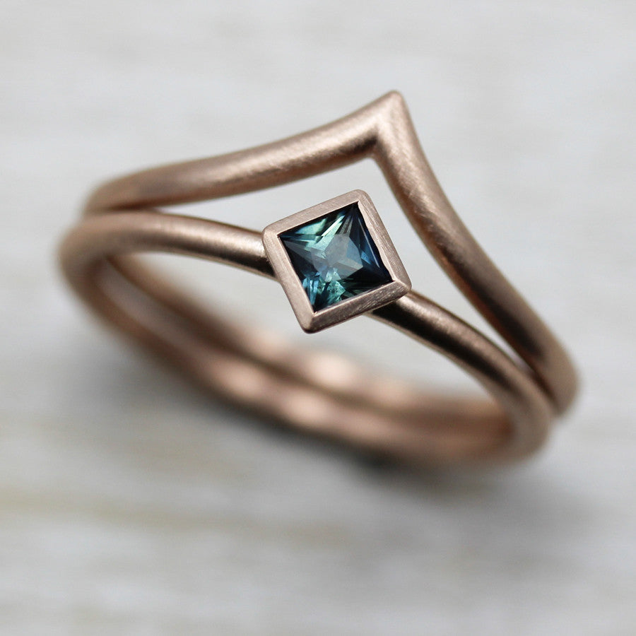 Rose Gold Solitaire Engagement Ring with Australian Sapphire, Engagement Ring - Aide-mémoire Jewelry