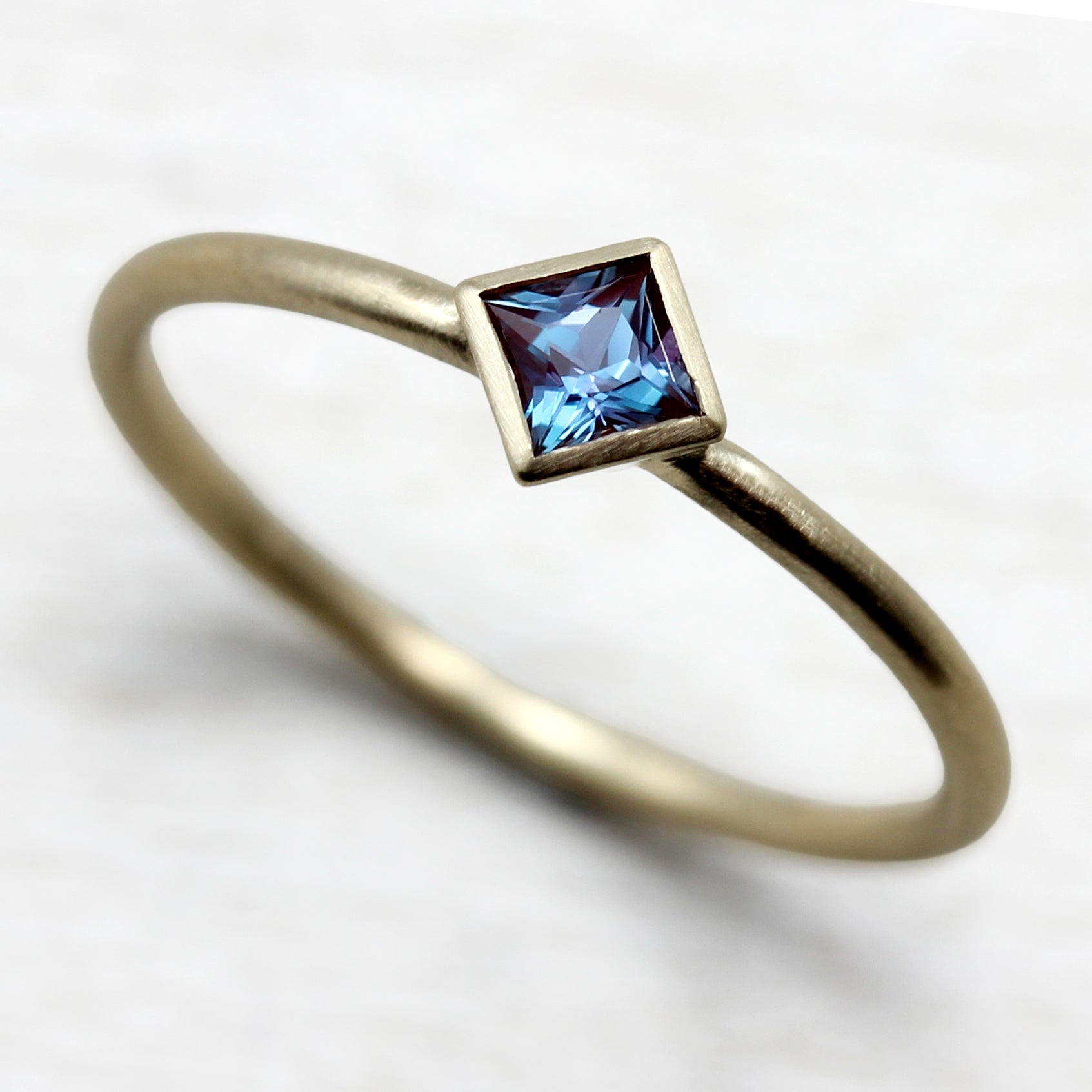 Princess Cut Solitaire with Chatham Alexandrite, Engagement Ring - Aide-mémoire Jewelry