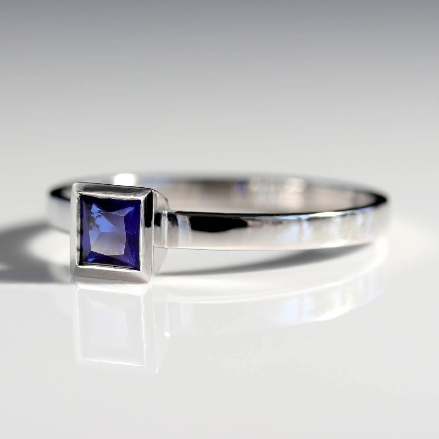 4mm Square Solitaire with Lab-grown Dark Blue Sapphire