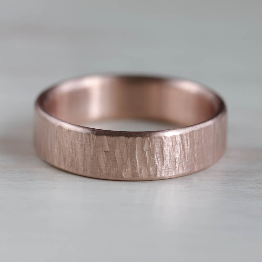 Men's Edgeless Wood Textured Band <7.5, Men's Wedding Bands - Aide-mémoire Jewelry