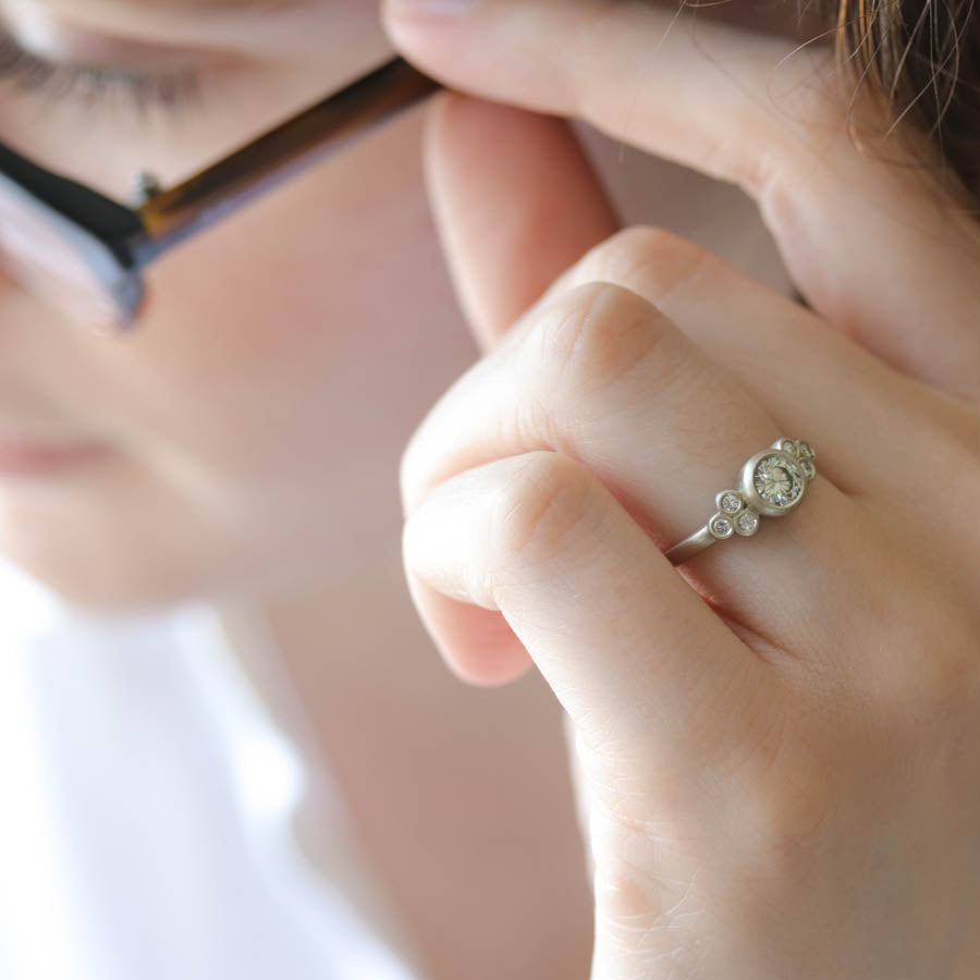Seven Stone Cluster Ring, Engagement Ring - Aide-mémoire Jewelry