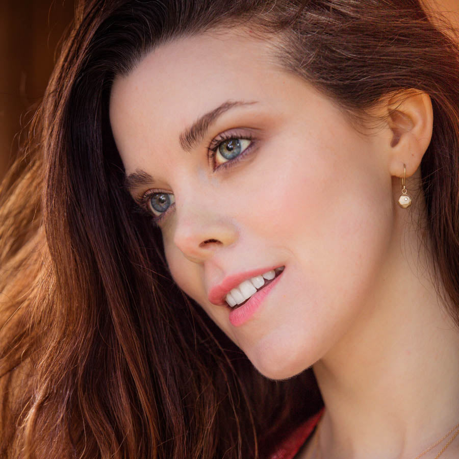 Diamond Round Faceted Dangle Earrings, Earrings - Aide-mémoire Jewelry