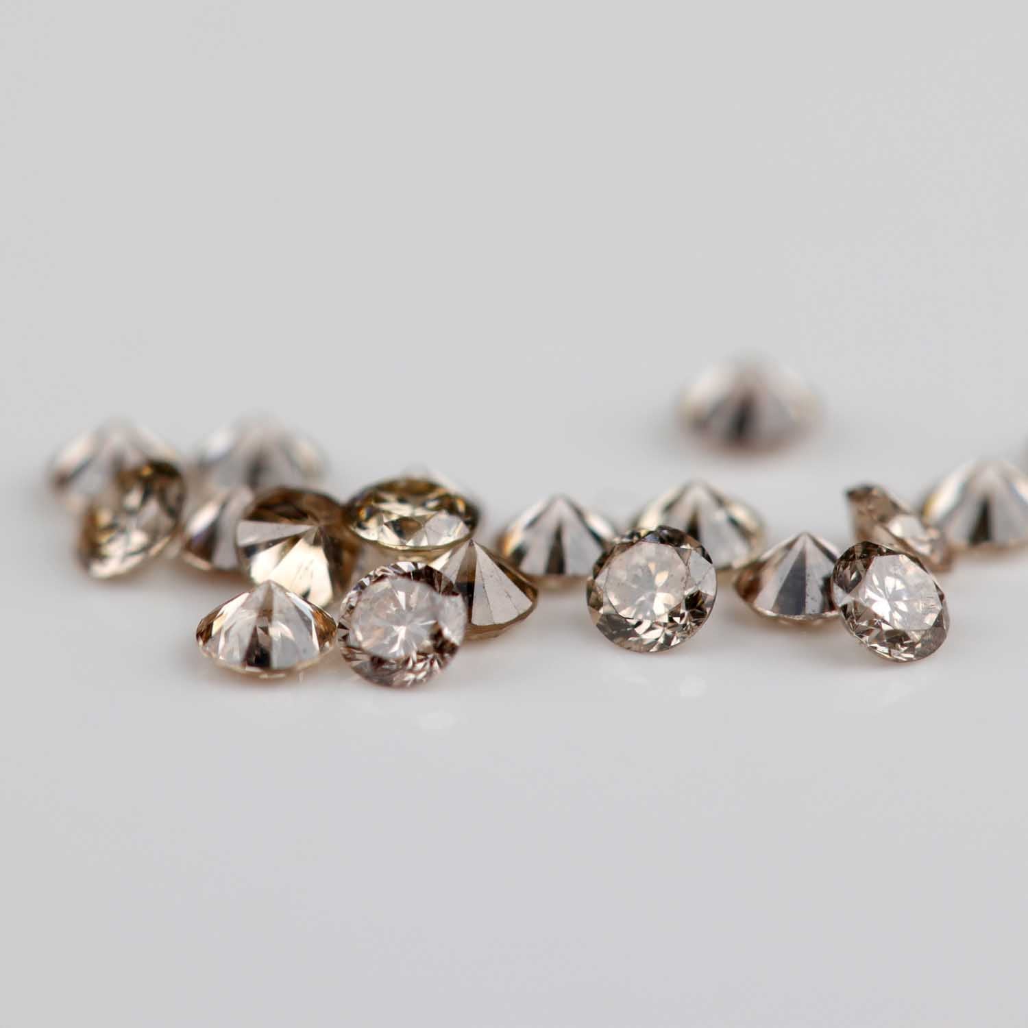 1.5mm Round Australian Medium Champagne Natural Diamonds - 116515