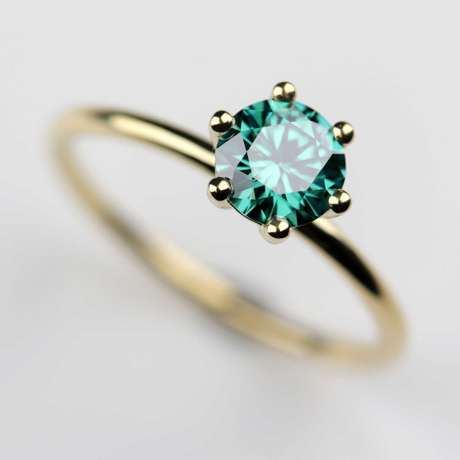 6mm Six-Prong Basket Solitaire with Green Moissanite