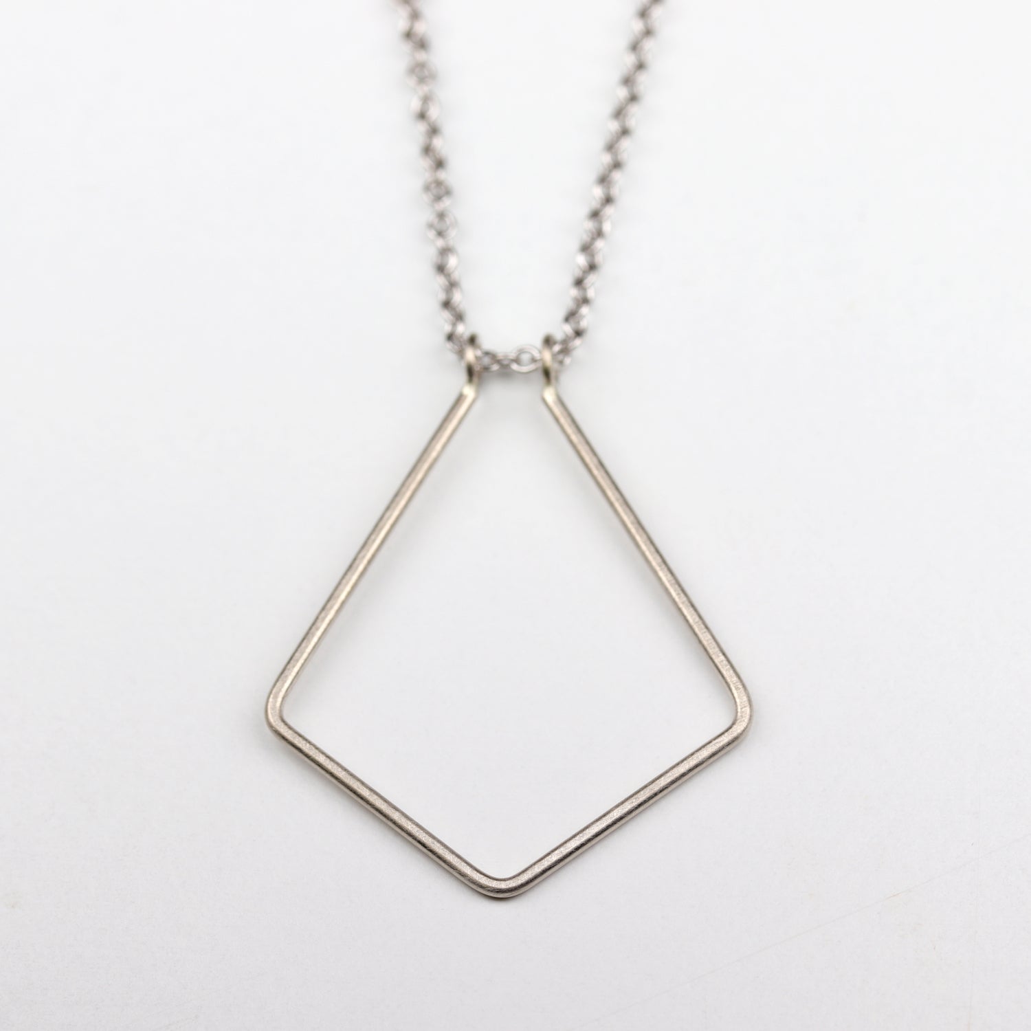 Deco Magic Ring Holder Necklace®