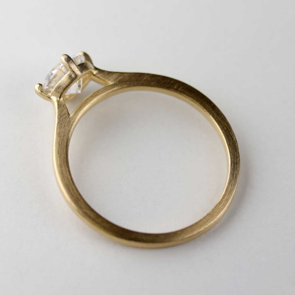 6mm Open Cathedral Solitaire •