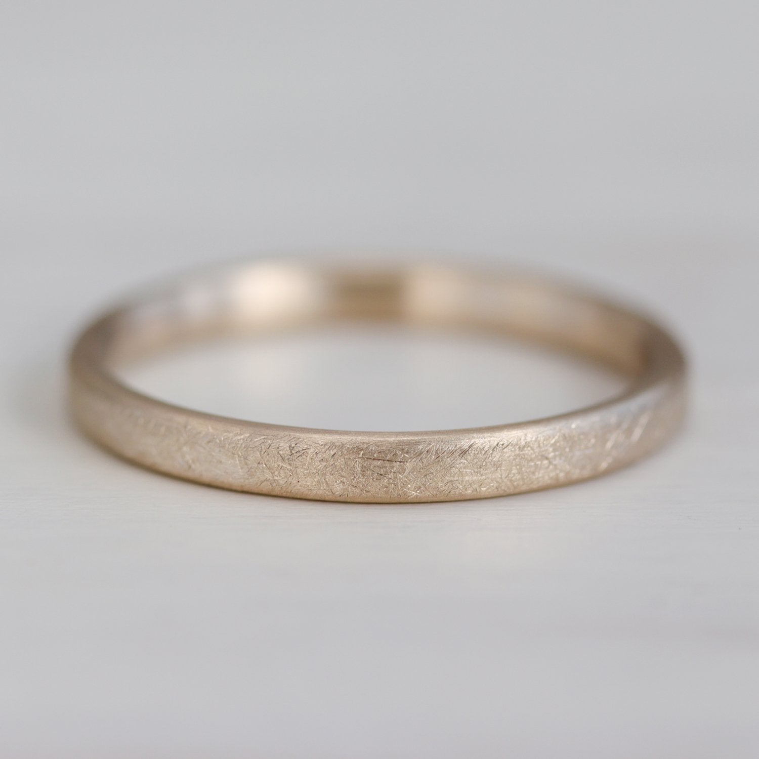 Europa Moon Texture Edgeless Flat Band, Women's Wedding Band - Aide-mémoire Jewelry