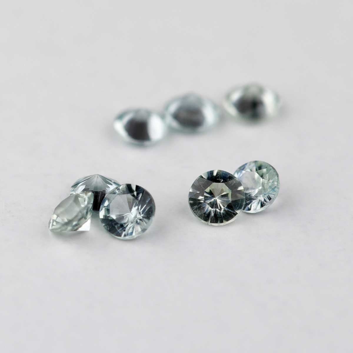 1.5mm Round Malawi Sapphires - 115715