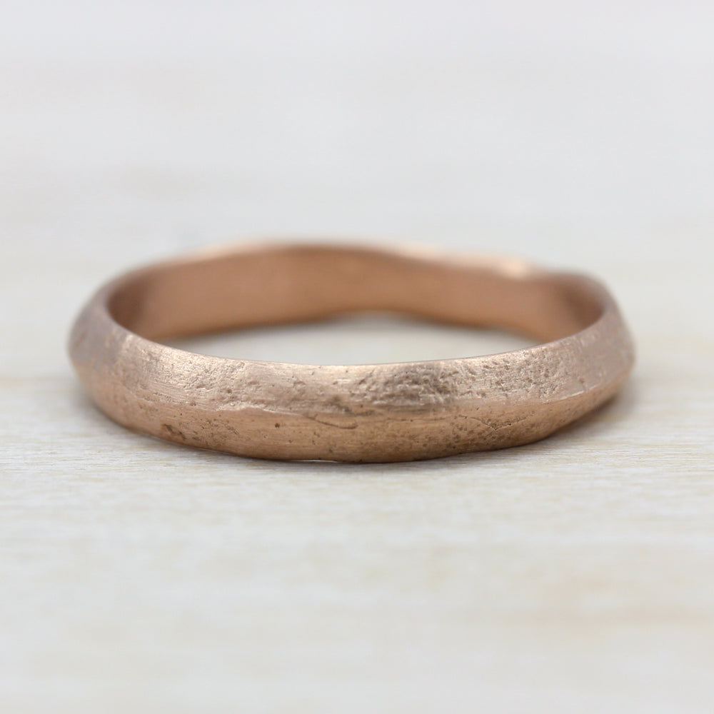 3mm Knife Edge Ancient Textured Band •