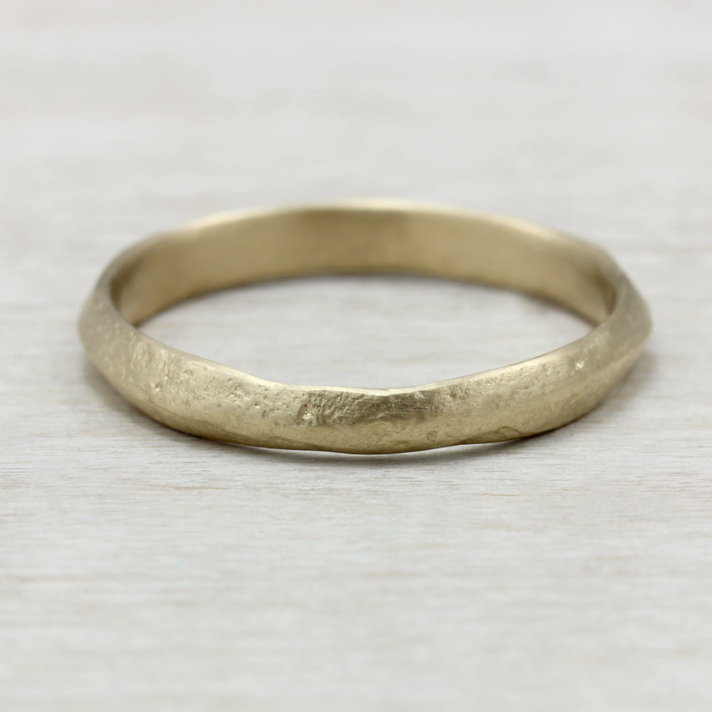 3mm Knife Edge Ancient Textured Band