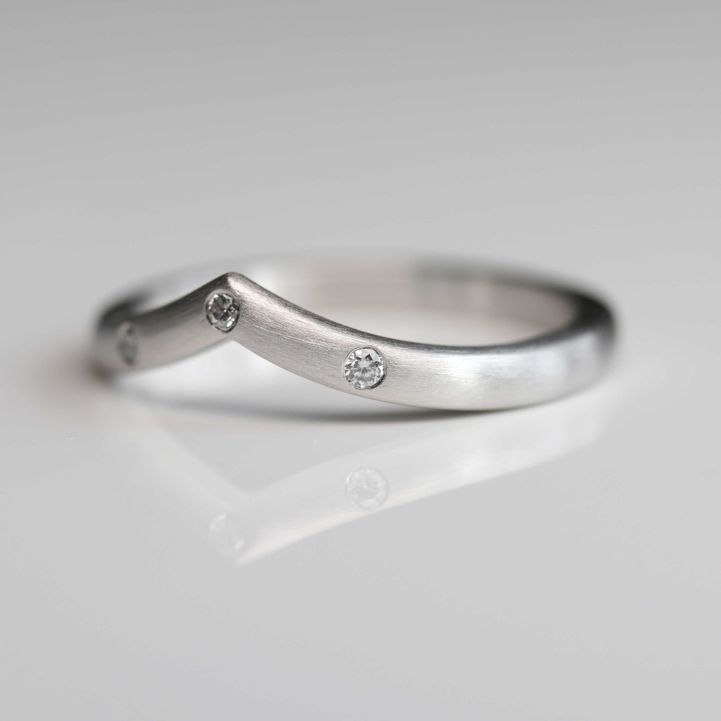 Three Stone Low Dome V Contour Band