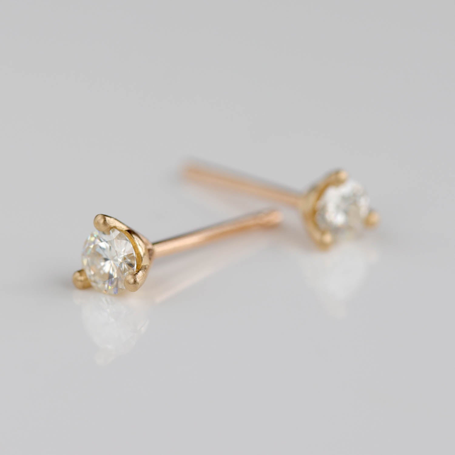 .10ct Martini Stud Earrings