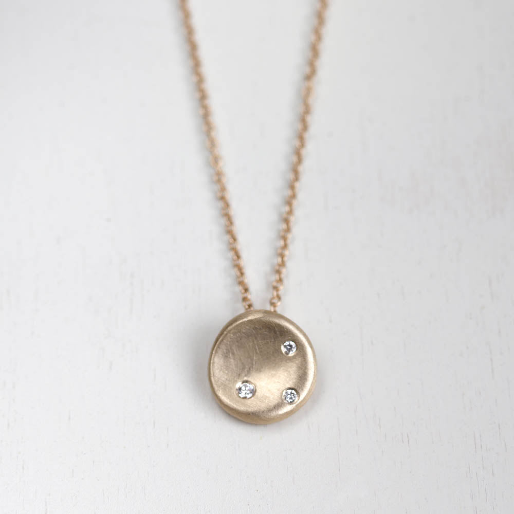 Medium Sculpted Disc Diamond Pendant, Necklace - Aide-mémoire Jewelry