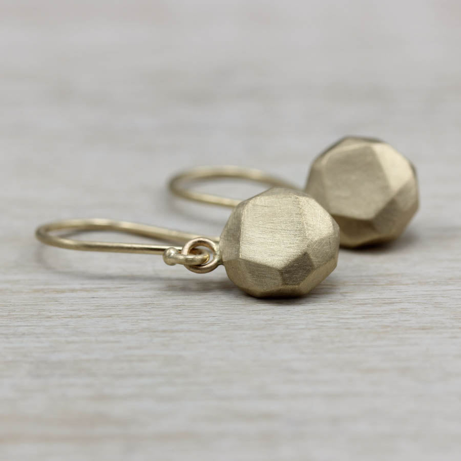 Round Faceted Dangle Earrings, Earrings - Aide-mémoire Jewelry
