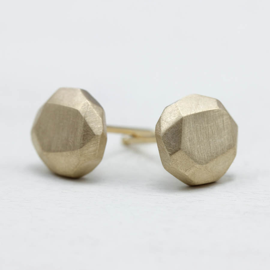 Round Faceted Stud Earrings, Earrings - Aide-mémoire Jewelry
