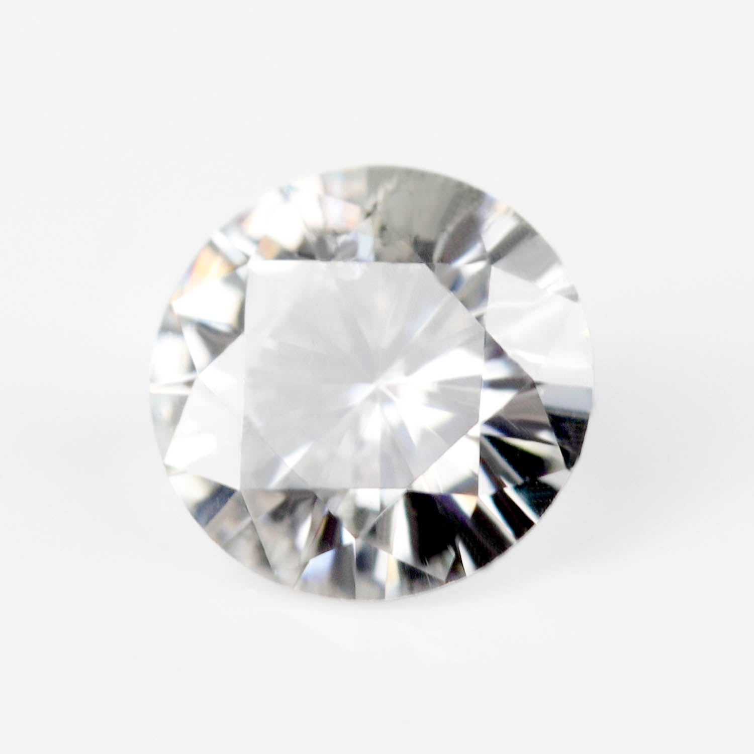 4mm Round Light Gray Moissanite
