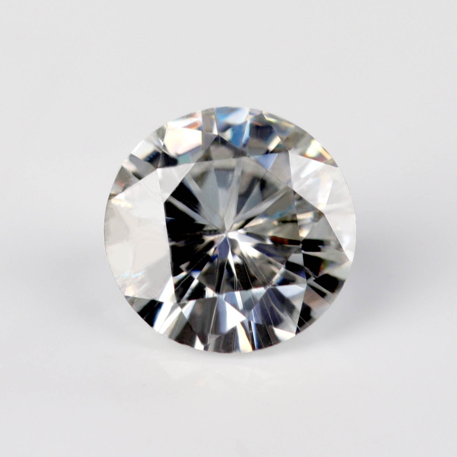 4mm Round Light Gray Moissanite