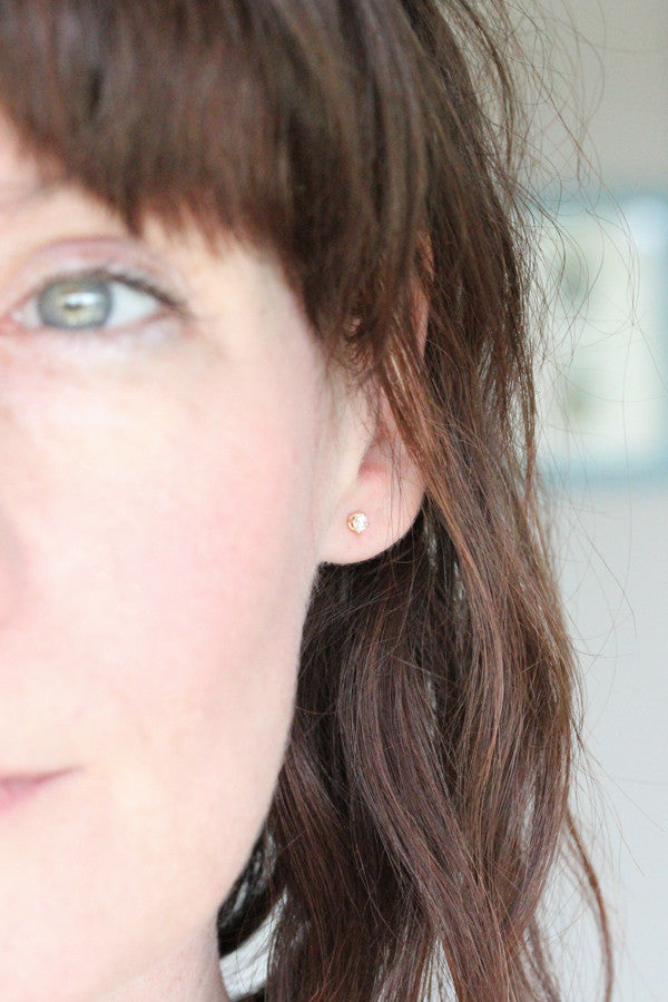 .10ct Basket Stud Earrings, Earrings - Aide-mémoire Jewelry