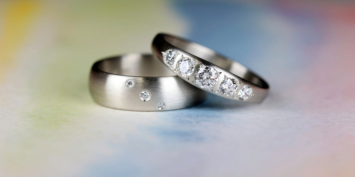 Flat Diamond Engagement Rings