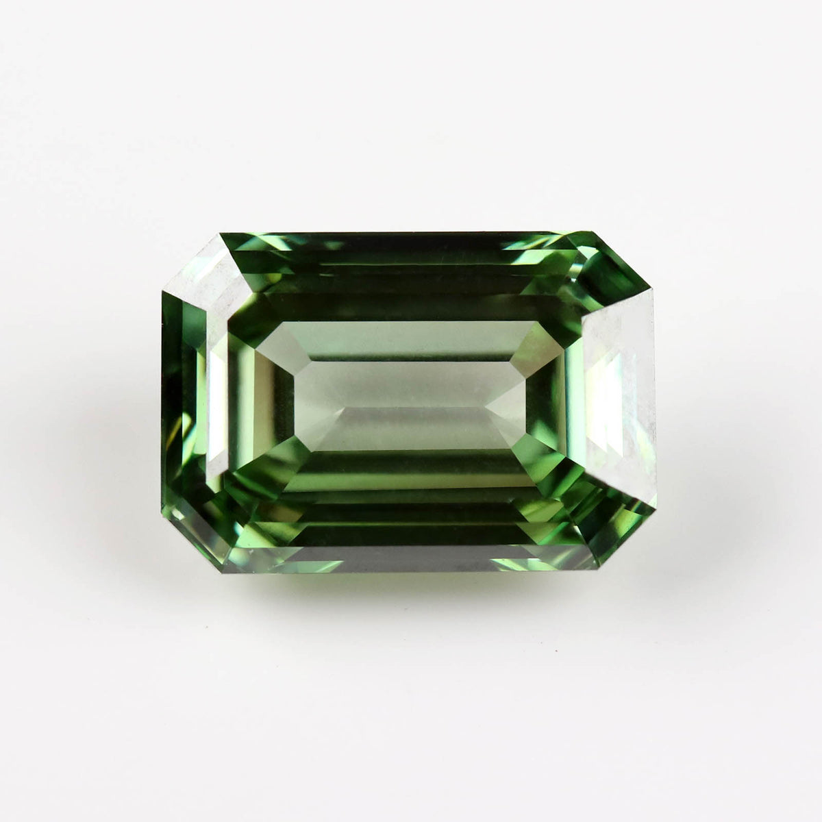 8.6x6mm Olive Green Emerald-cut Lab-Grown 2.02ct Diamond -