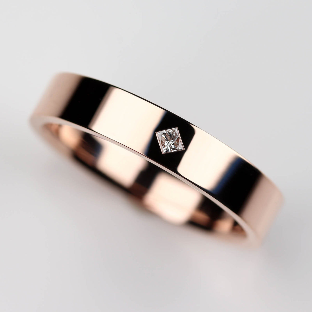 Flat Band with Flush-set Princess-cut Lab-grown Diamond