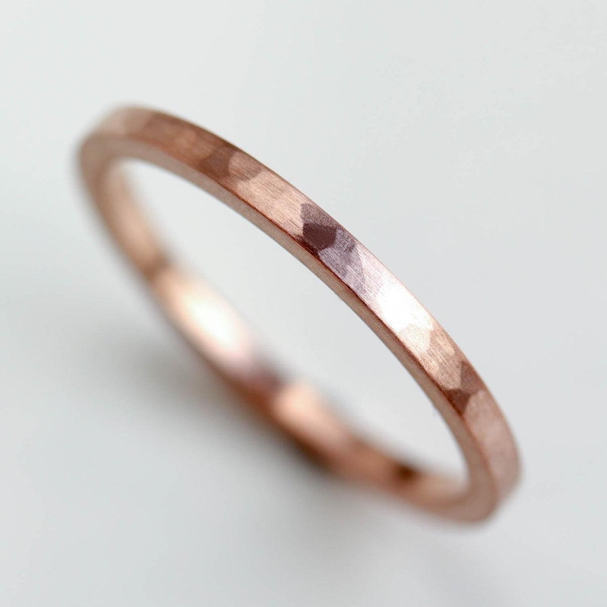 Hammer Textured Square Band •