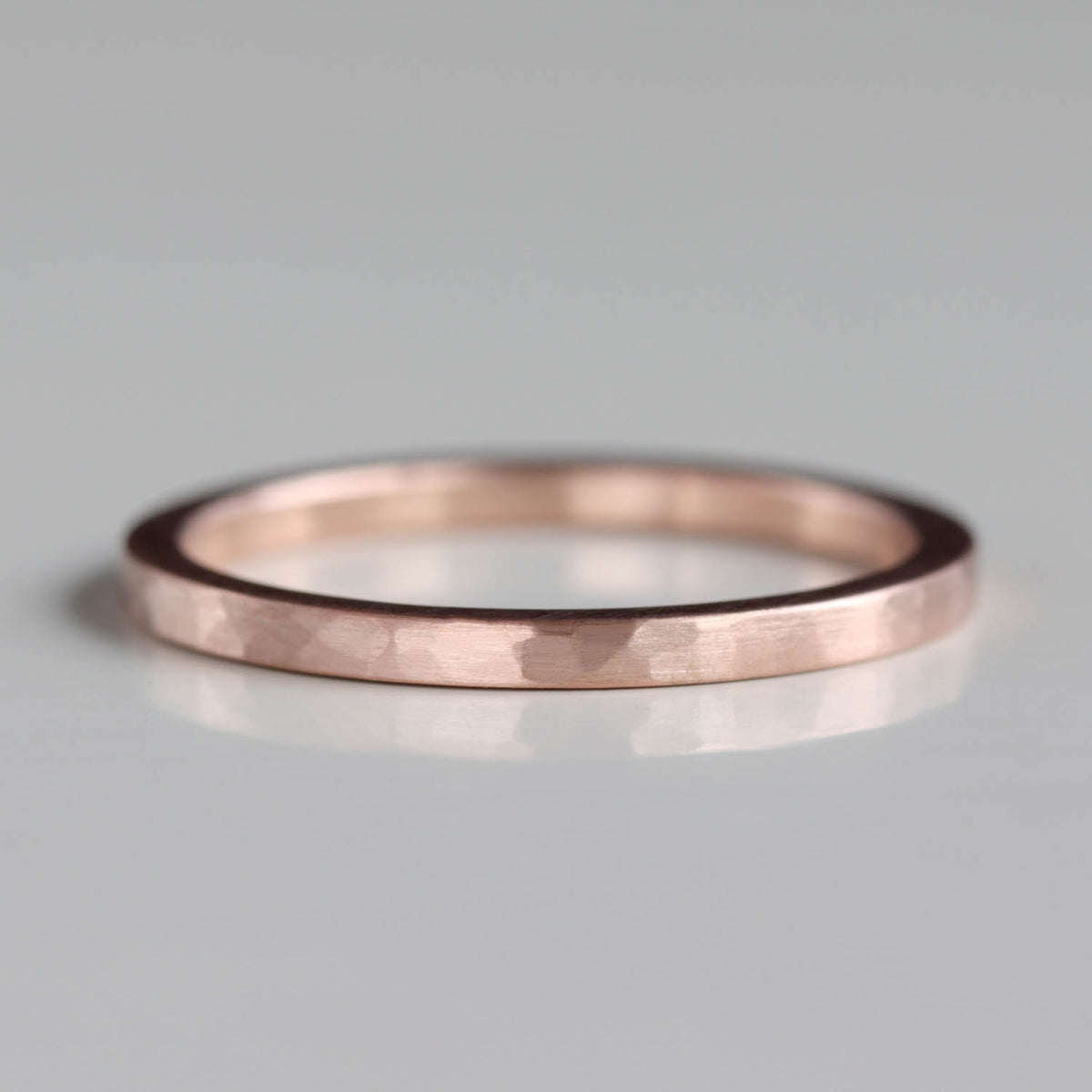 Hammer Textured Square Band