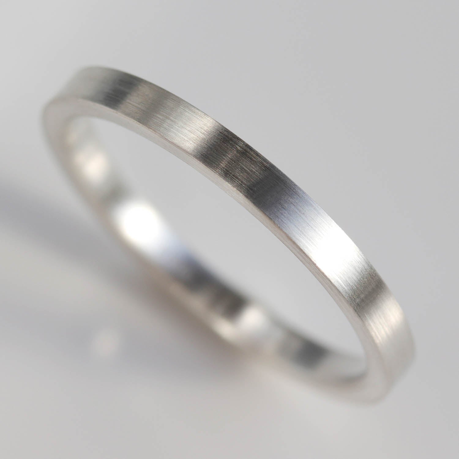 Narrow & Comfort-fit Flat Band Ring •