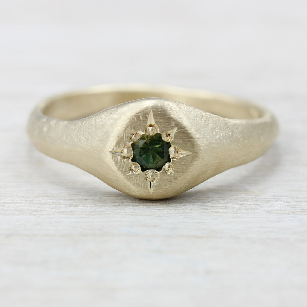 Yellow Gold Signet Ring with Green Australian Sapphire, Engagement Ring - Aide-mémoire Jewelry