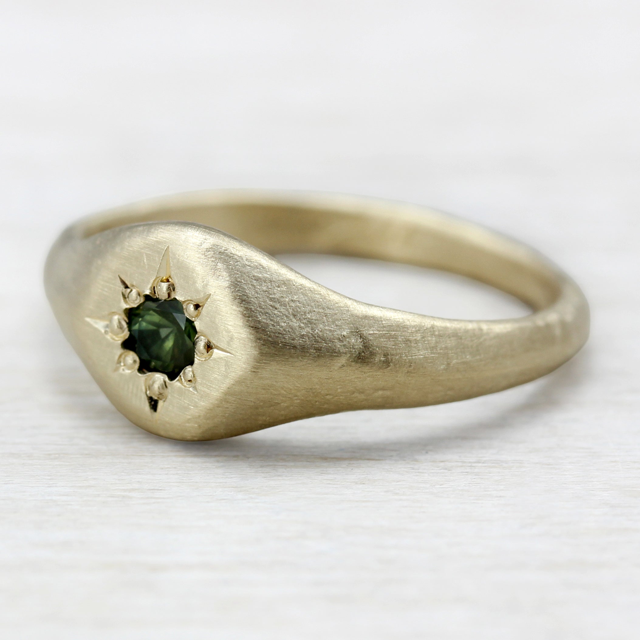 Yellow Gold Signet Ring with Green Australian Sapphire, Engagement Ring - Aide-mémoire Jewelry