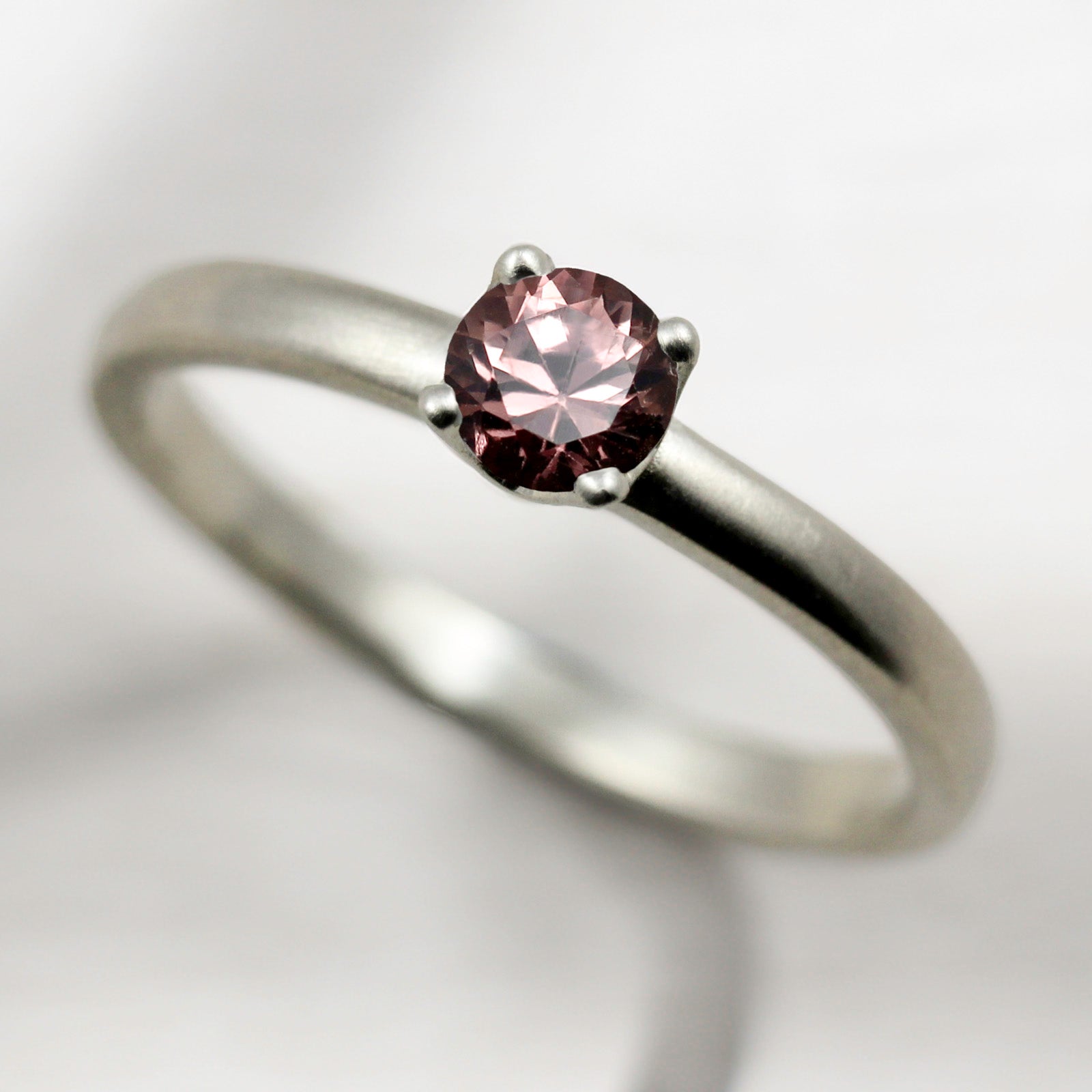 Burgundy Sapphire and White Gold Crown Solitaire, Engagement Ring - Aide-mémoire Jewelry