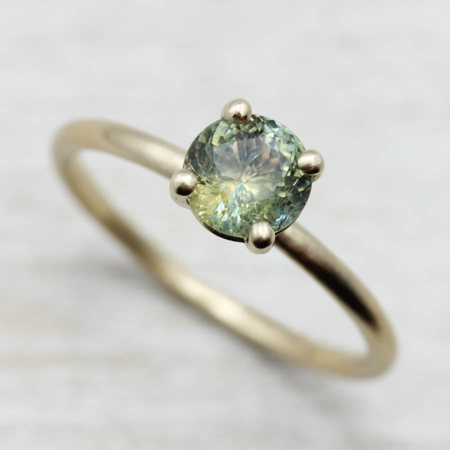 Basket Solitaire with Green Montana Sapphire, Engagement Ring - Aide-mémoire Jewelry