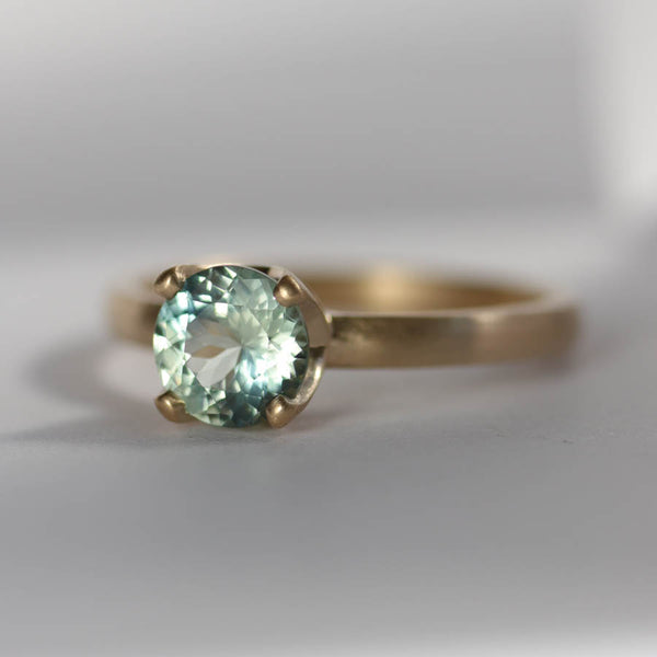 Light Aqua Malawi Sapphire Solitaire Engagement Ring, Engagement Ring - Aide-mémoire Jewelry