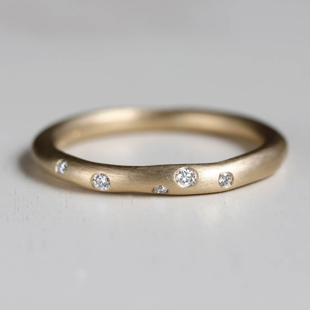 Round Sculpted Diamond Stacking Ring - Eco-friendly Jewelry – Aide-mémoire