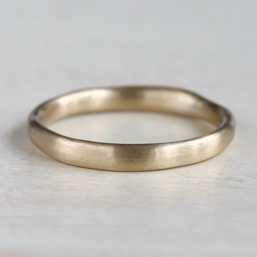 Flat Sculpted Stacking Ring, Wedding Band - Aide-mémoire Jewelry