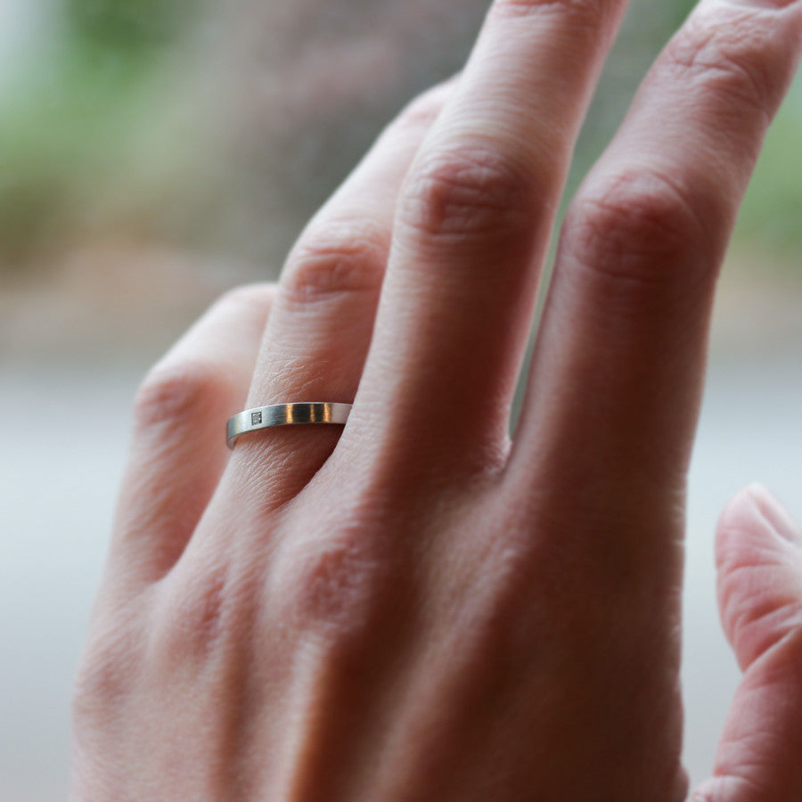Flush Set Square Diamond Ring, Women's Wedding Band - Aide-mémoire Jewelry