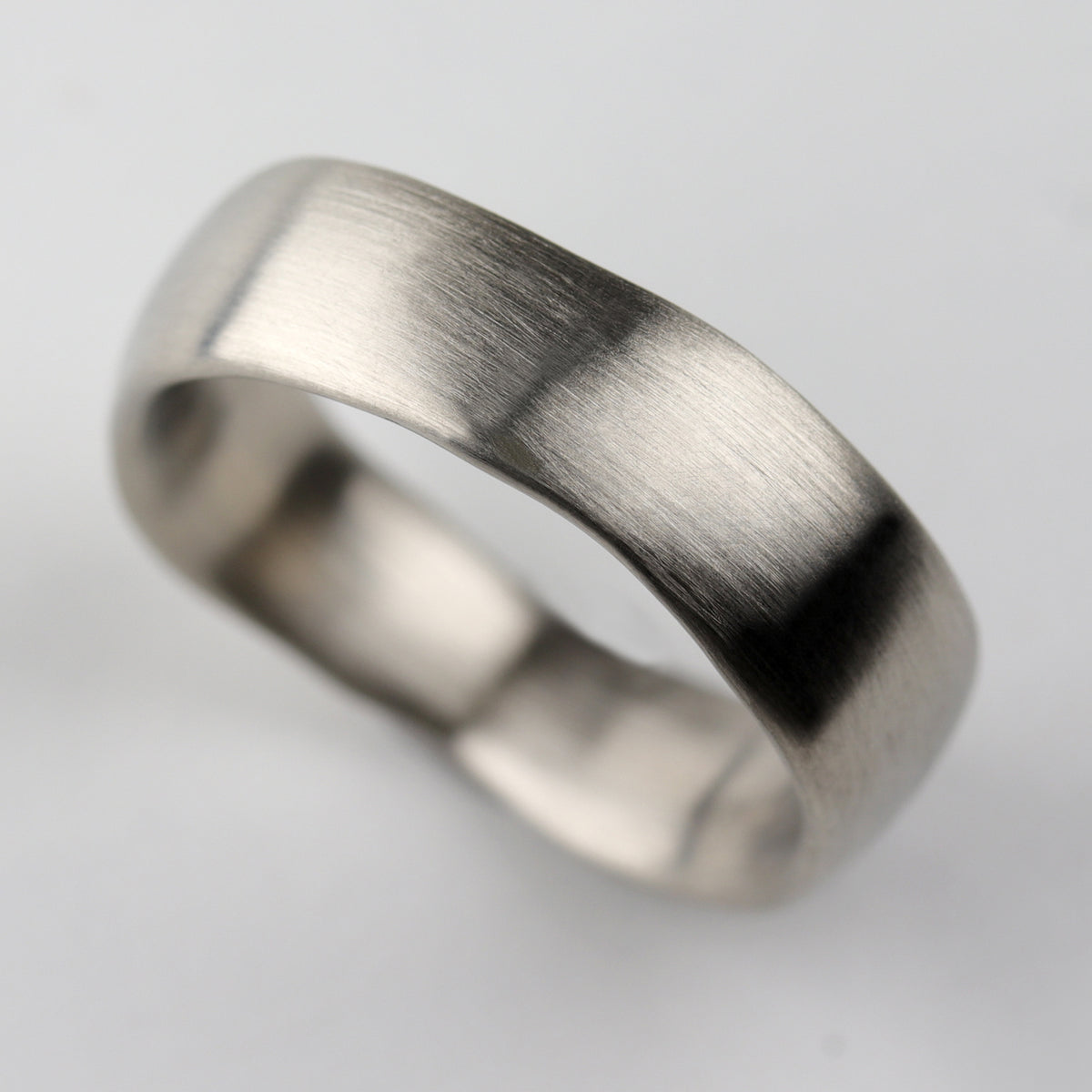 Gender Neutral Sculpted Band - Eco-friendly